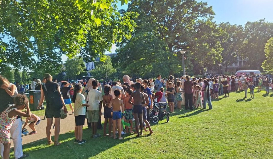 300 Eisgutscheine bei verkürzter Sommerwiese in Wiesbaden