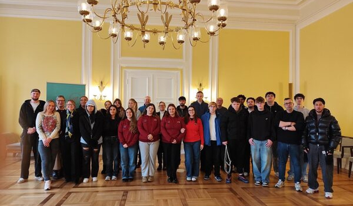 Internationale Jugendbegegnung in Wiesbaden stärkt Medienkompetenz und Vernetzung Internationale Jugendbegegnung in Wiesbaden stärkt Medienkompetenz und Vernetzung