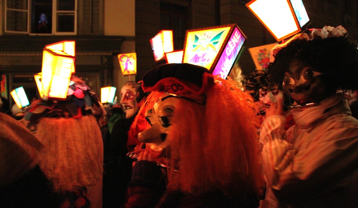 Karnevalskirmes Dortmund 2024 – Programm, Highlights und Praktische Tipps