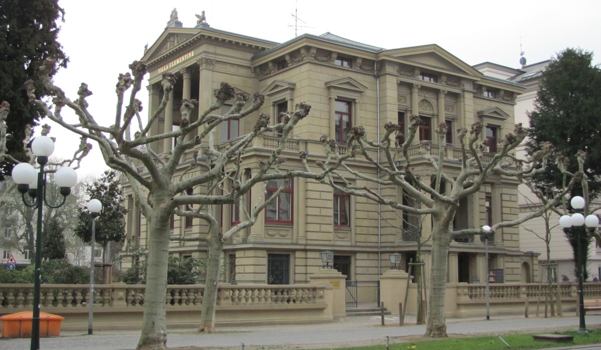 Leseparty in der Villa Clementine: Offenes gemeinsames Lesen am 13. Dezember Leseparty in der Villa Clementine: Offenes gemeinsames Lesen am 13. Dezember