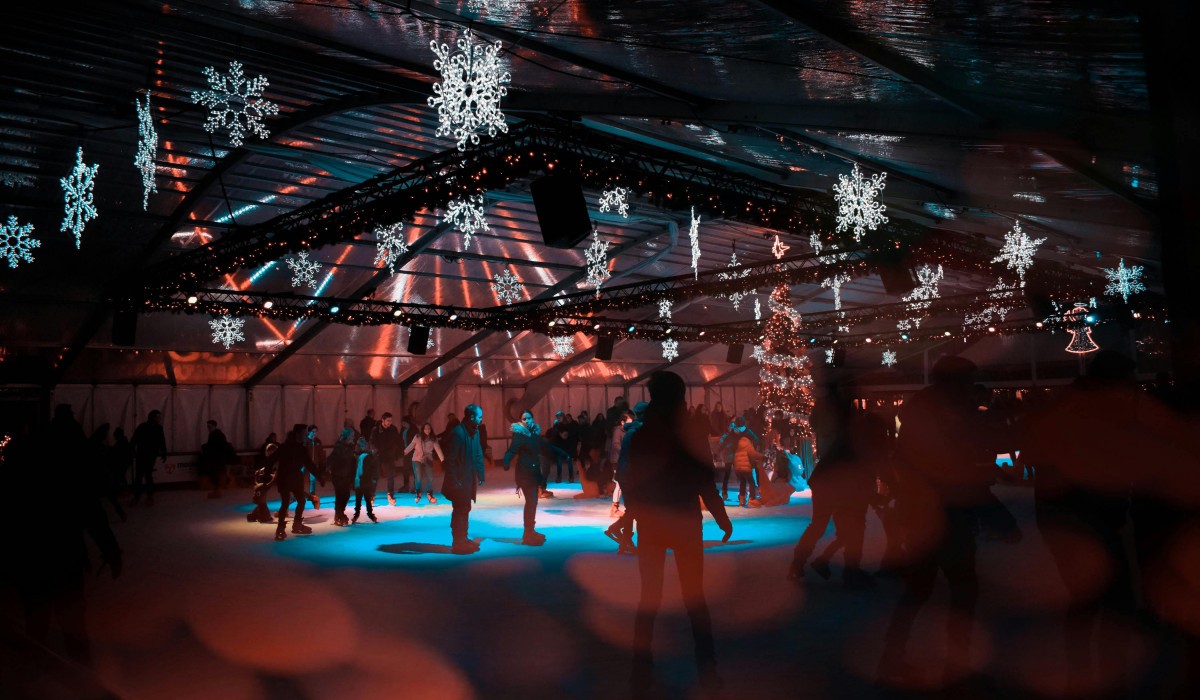 Letzte Eisdisco des Jahres am 19. Dezember auf der Henkell Kunsteisbahn Letzte Eisdisco des Jahres am 19. Dezember auf der Henkell Kunsteisbahn