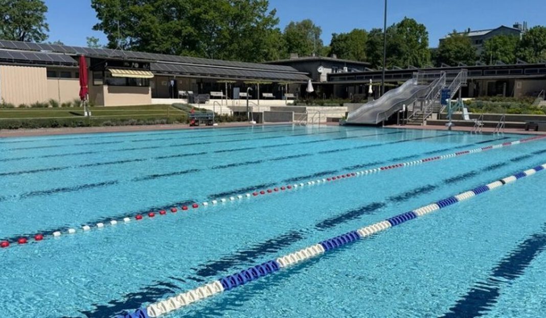 Rheingauer Freibäder starten Schwimmkurse für Kinder mit unterschiedlichen Leistungsstufen