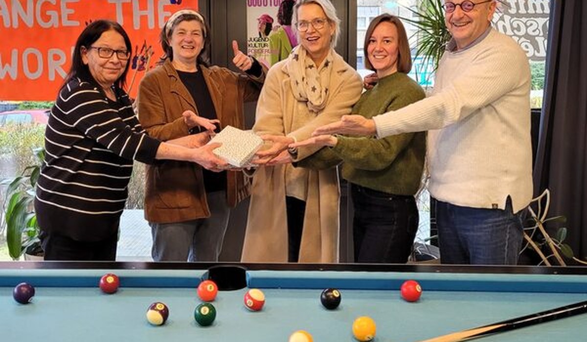 Stadtteilfest im Schelmengraben übergibt 1.752 Euro an Kinder und Jugendtelefon