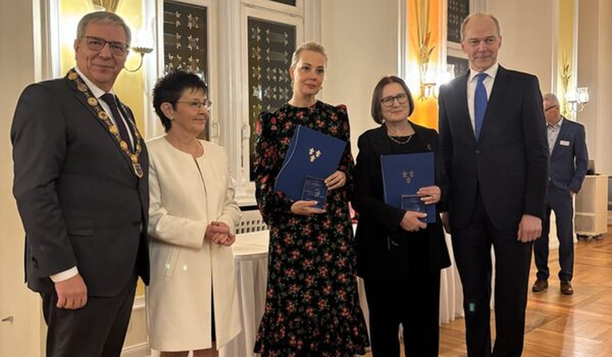 Wiesbaden ehrt Zivilcourage: Auslandskritikerinnen erhalten Ludwig‑Beck‑Preis, zwei Anwohner werden für lebensrettendes Eingreifen ausgezeichnet Wiesbaden ehrt Zivilcourage: Auslandskritikerinnen erhalten Ludwig‑Beck‑Preis, zwei Anwohner werden für lebensrettendes Eingreifen ausgezeichnet