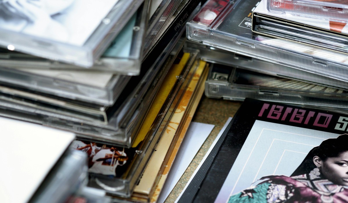 Zweiter CD Flohmarkt in der Mauritius Mediathek: Rund 3.000 Musik CDs werden angeboten